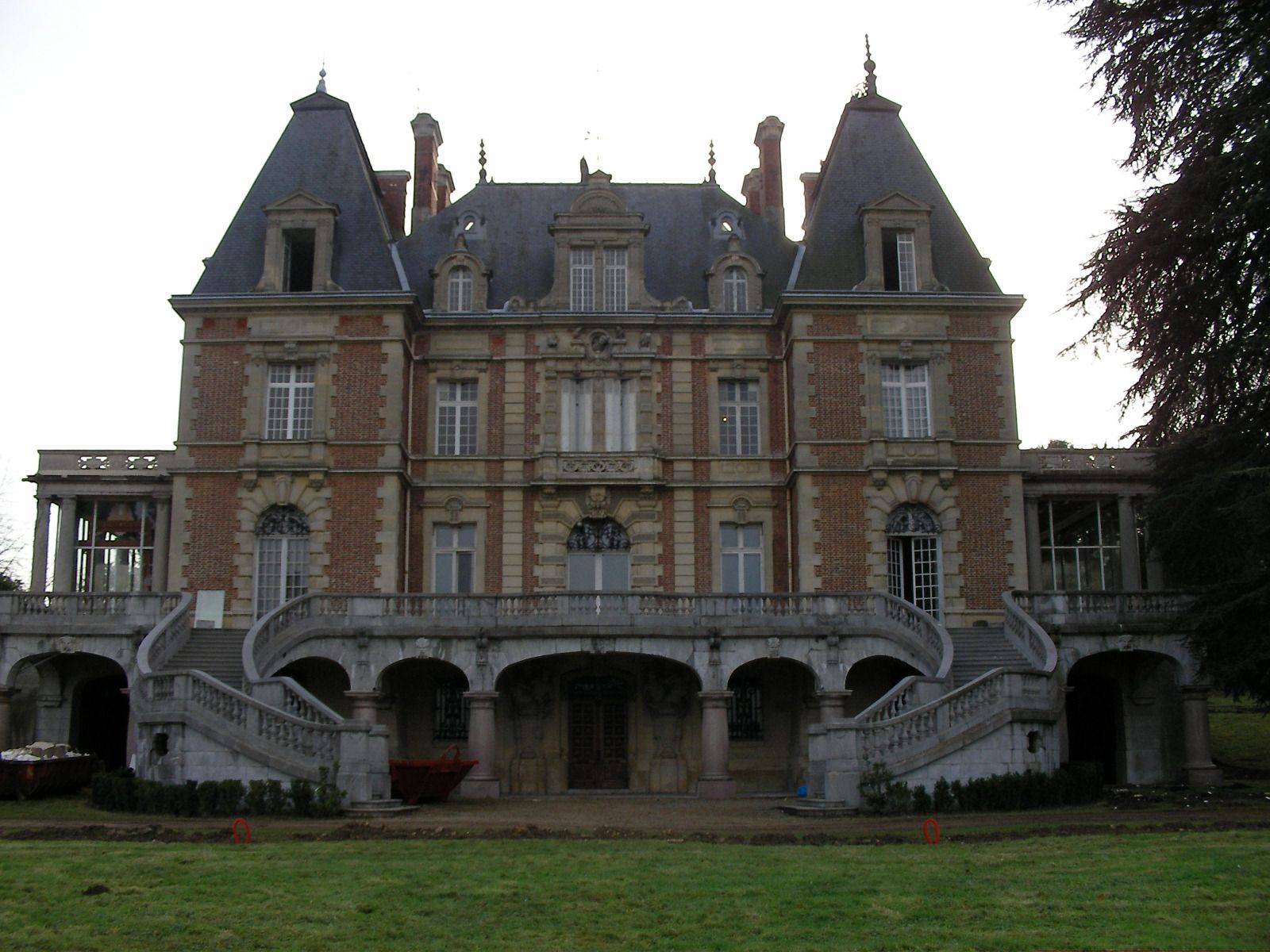 Chateau Bouffemont. Rehabilitación integral