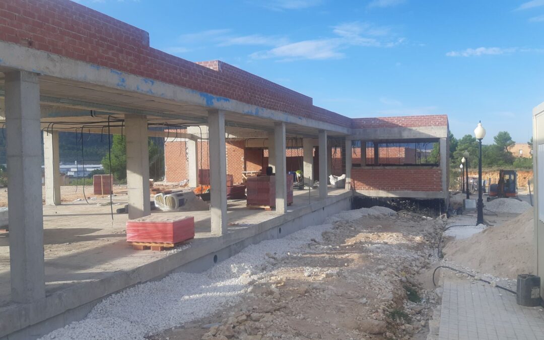 Llevamos a cabo la instalación eléctrica y climatización de un colegio en Bocairent
