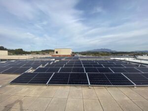 Instalación de placas solares en colegios Global Educate